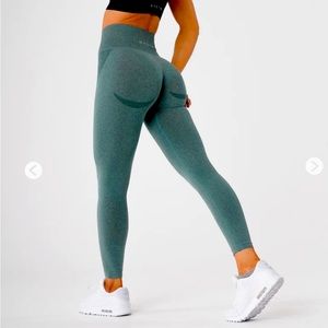 Like new NVGTN leggings